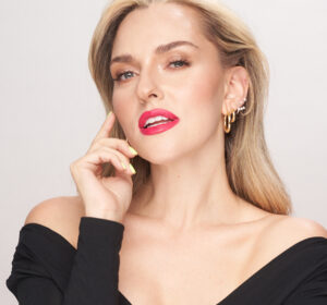 Switch It Up Duo Lipstick & Gloss in THEODORA